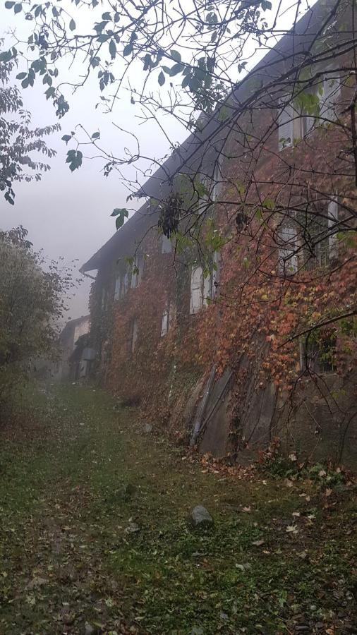 B&B Il Gatto Nero Castelveccana Zewnętrze zdjęcie