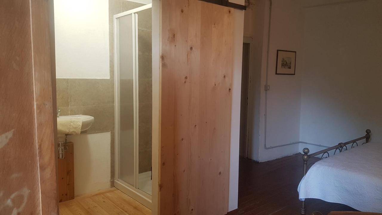 B&B Il Gatto Nero Castelveccana Zewnętrze zdjęcie