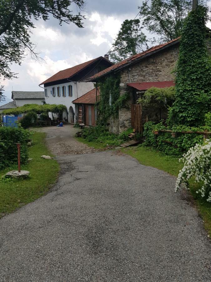B&B Il Gatto Nero Castelveccana Zewnętrze zdjęcie